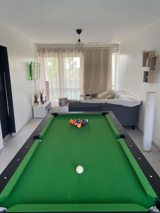 Appartement Ping-Pong Proche Gare Gagny Екстер'єр фото